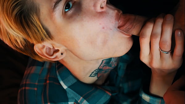 British guy gets dick to mounth