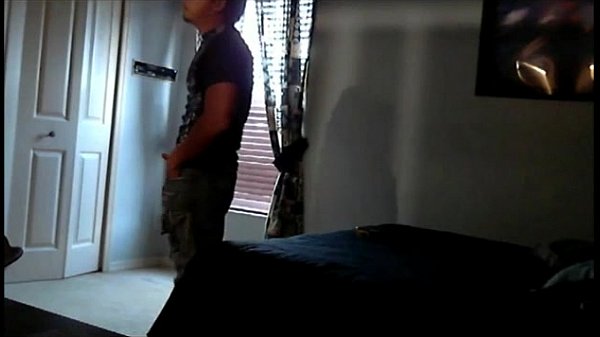 Sucking a Str8 Handyman Porn Video bobble4902 480 600 DvGrb G373(2)