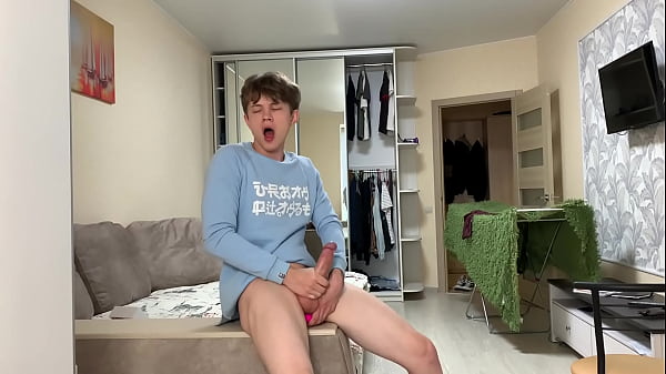 Virgin Straight Boy uses a SEX TOY for the first Time!! / BIG DICK (23cm) /